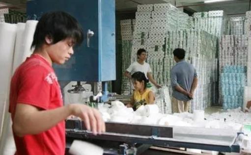 在家开卫生纸厂，2个人一月赚3万，日子过得舒服 4